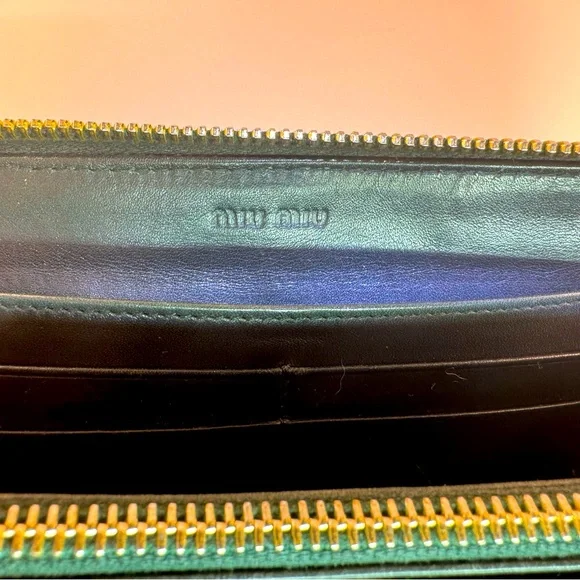 Miu Miu Continental Croc Embossed Zip Wallet Rare Verde Petrolio Authentic - Picture 11 of 14